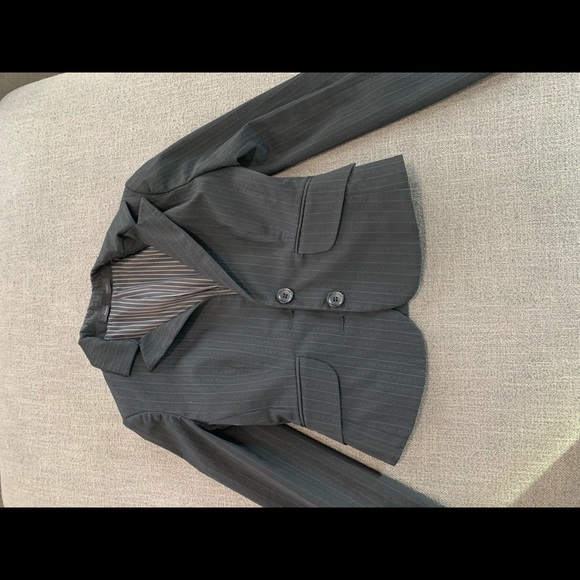 Black Pin-Striped Express Blazer, Size 0 - Picture 3 of 3